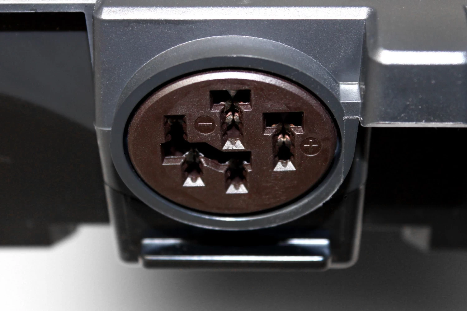 Bosch EBike - Batteries PowerPack 300 / 400 Pour Porte-bagages Active & Performance 3 Bosch EBike - Batteries PowerPack 300 / 400 Pour Porte-bagages Active & Performance – Image 3